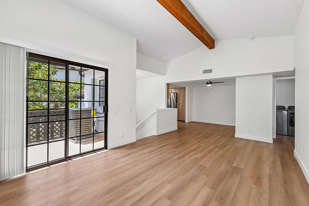 Park Place Bluffs Corner Unit – photo 2