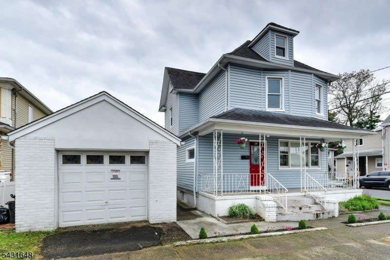 40 Grove St – photo 2
