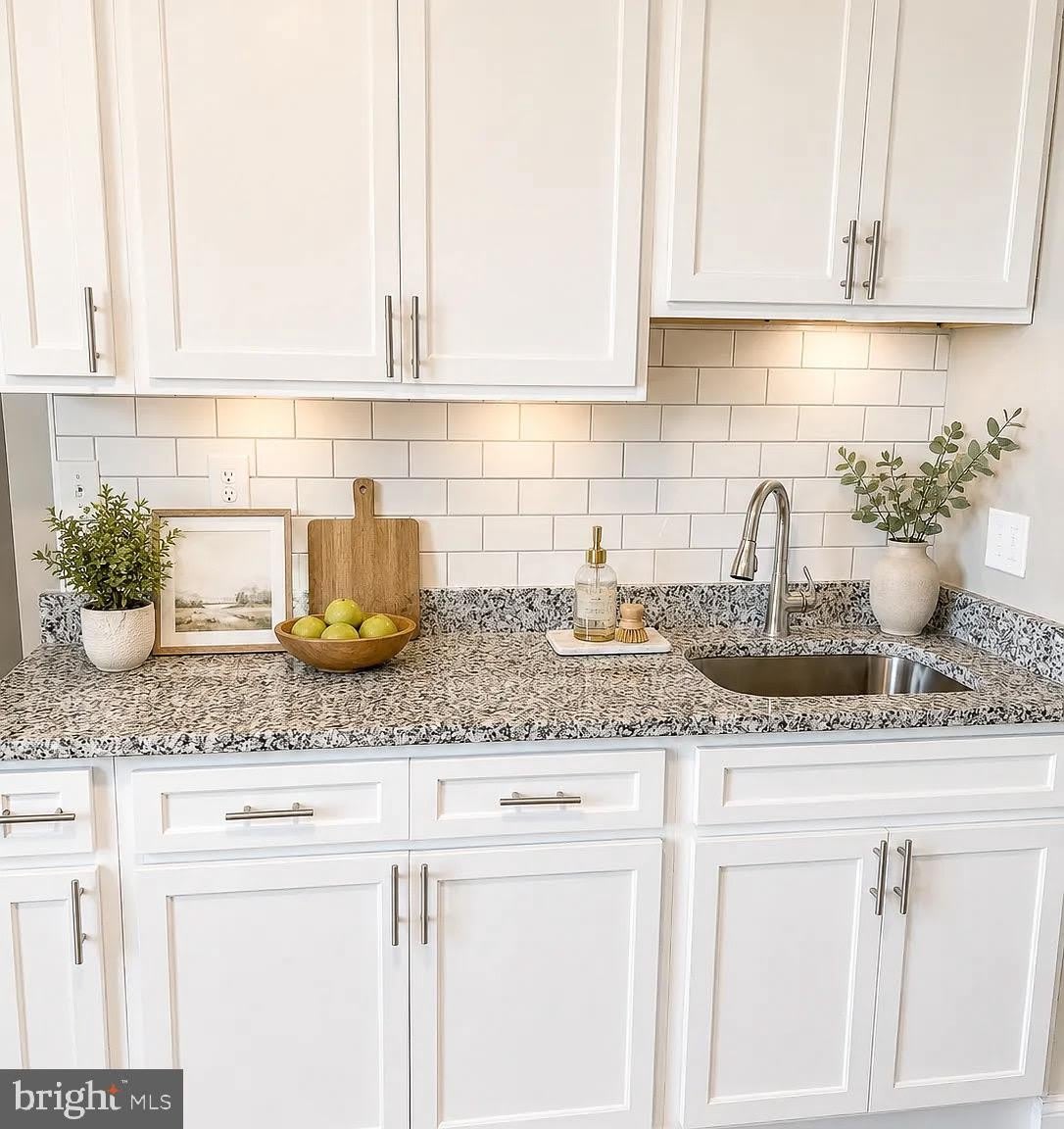 3200 ELGIN Avenue – photo 3