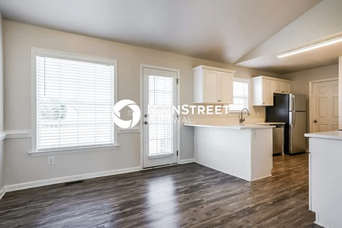 217 Water Oak Drive – photo 4
