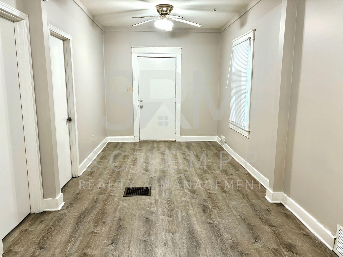 Updated home in West Louisville now available! Section 8 accepted – photo 4