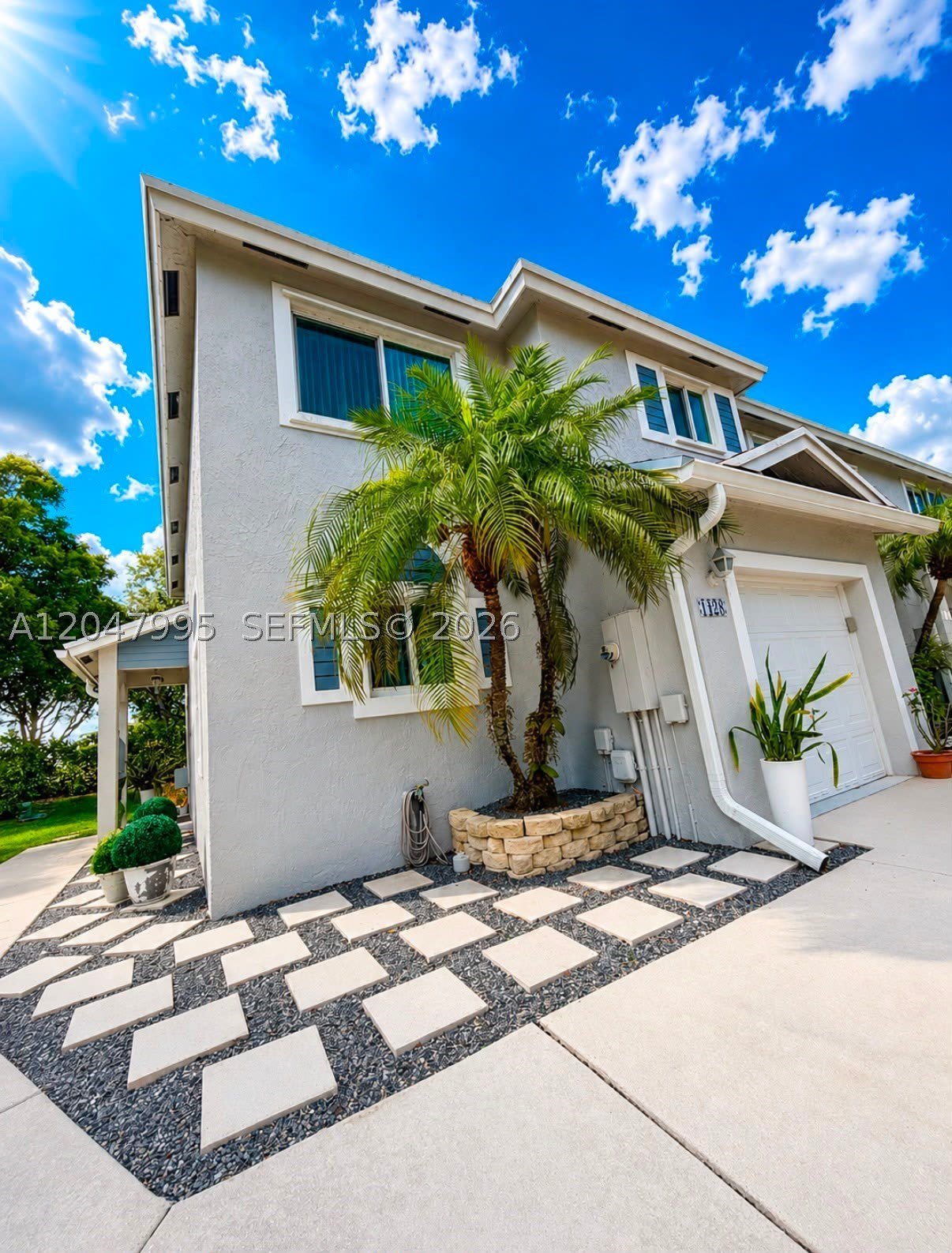 1428 Sw 47Th Ave – photo 2