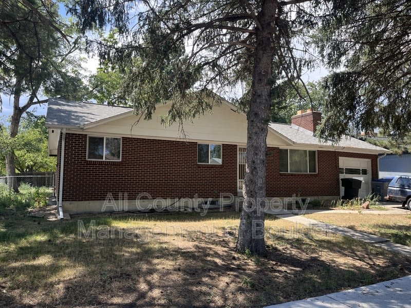 1729 Countess Ct – photo 2