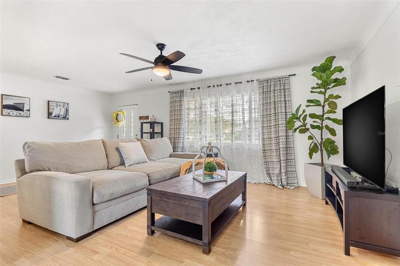 6190 36TH Avenue N – photo 4