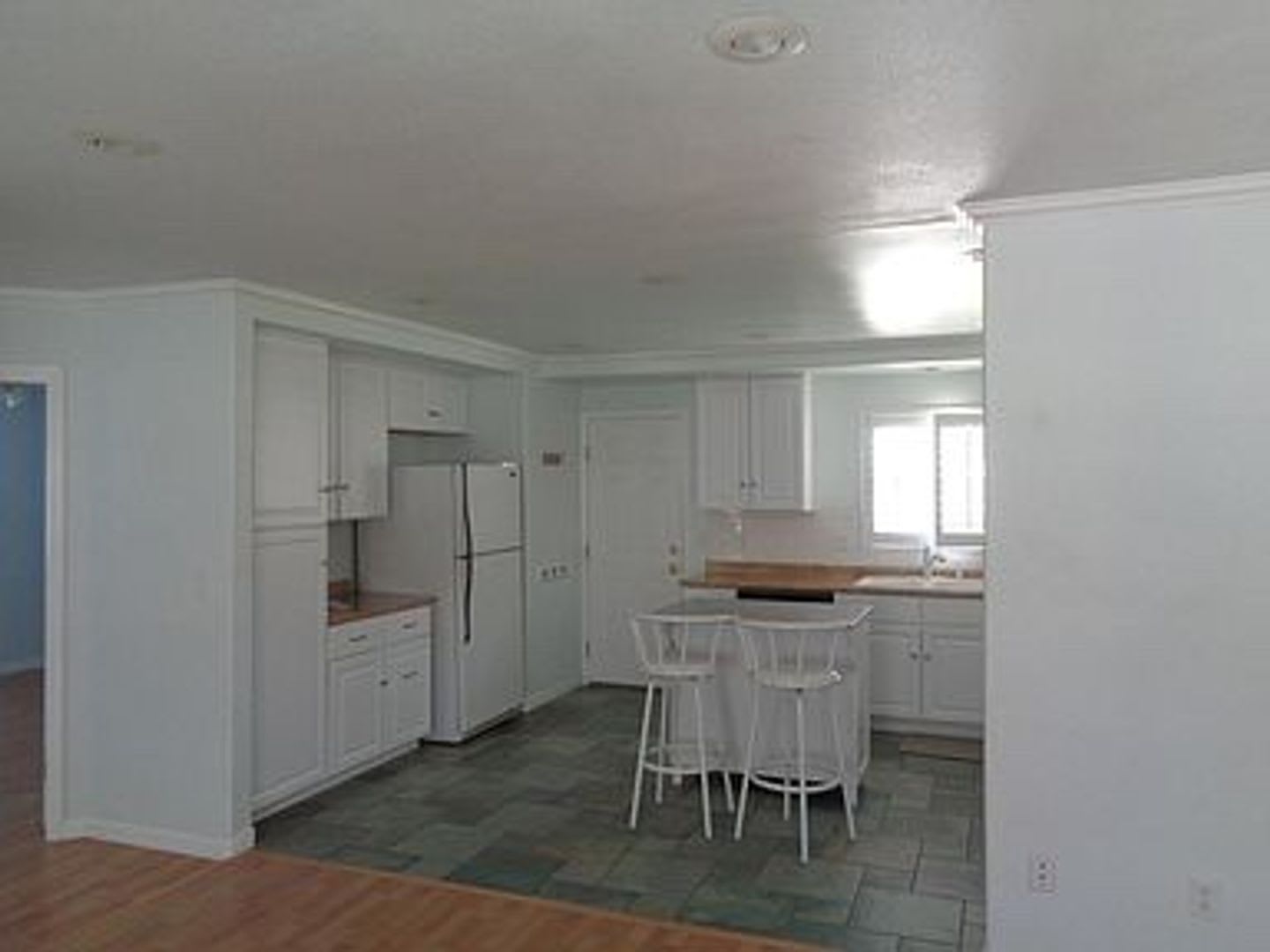 Beautiful 4 3 Single Story Dutch Haven Home In Newbury Park 4 Month Lease The Home Will Be Sold January 2027 – photo 3