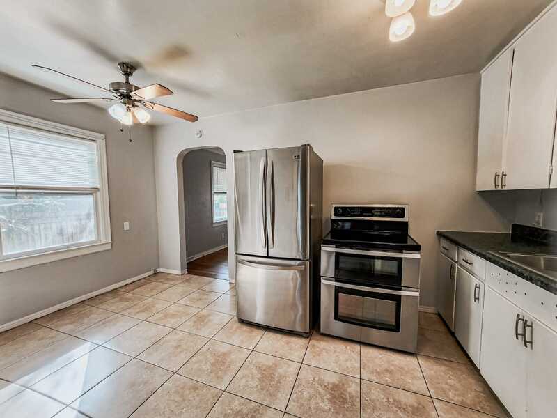 3241 Yale Street North – photo 5