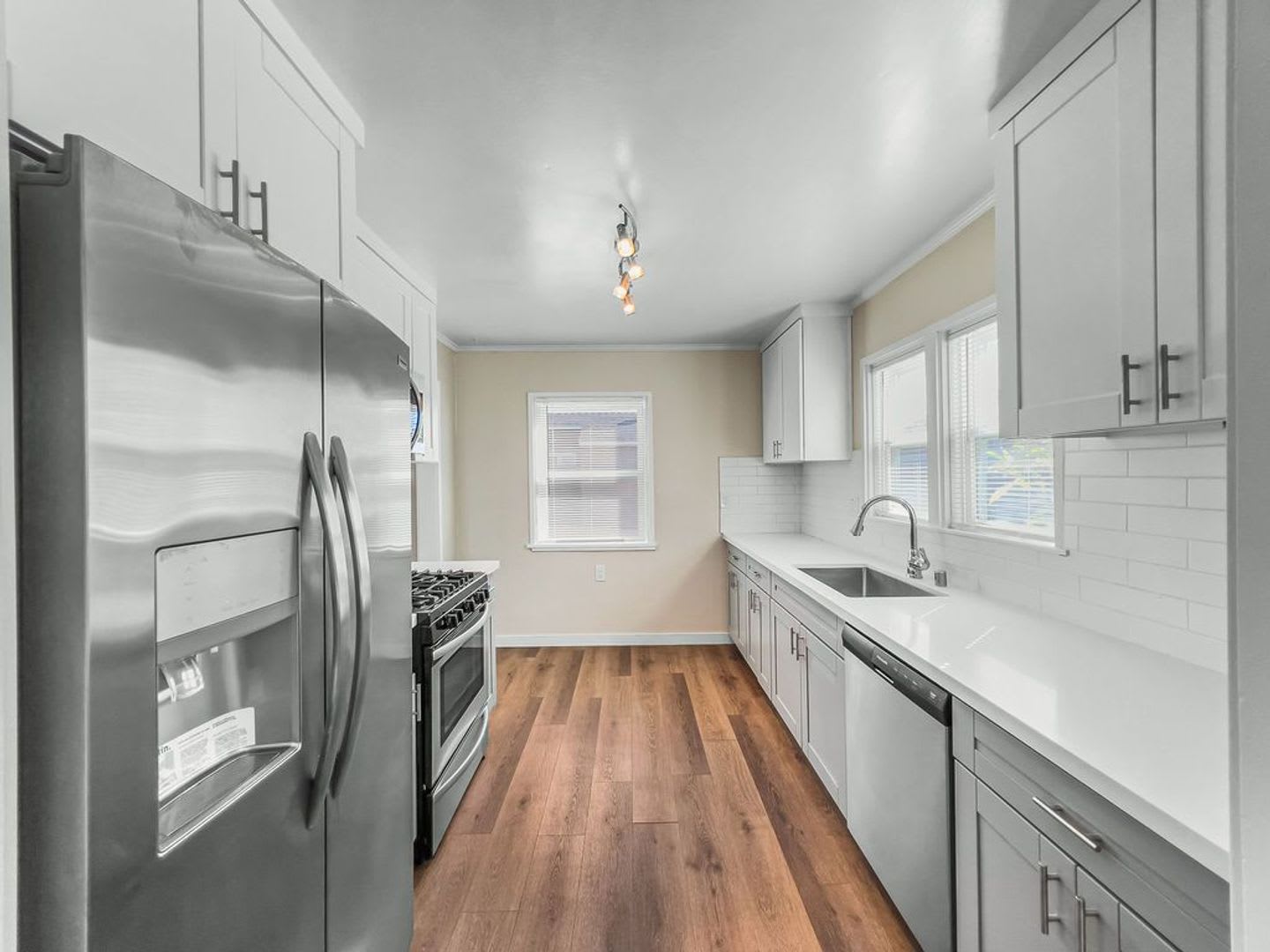 San Diego Paradise Hills Renovated 2 bd/1 ba Home w/ A/C and Private Yard – photo 3