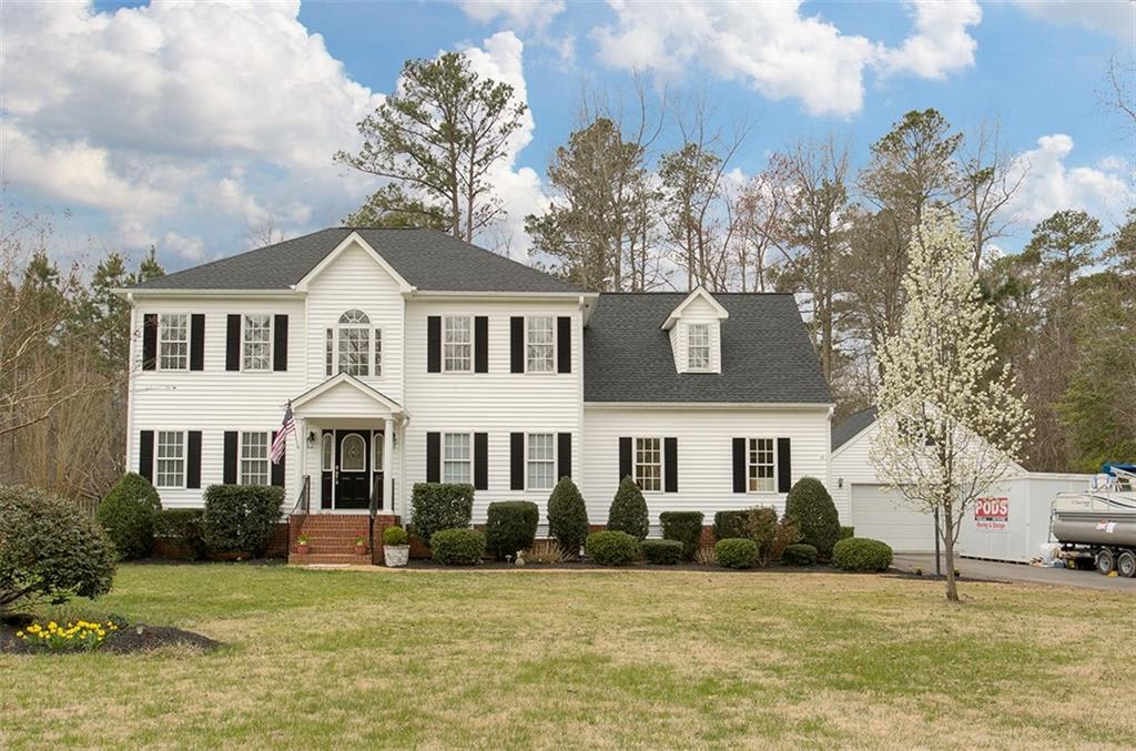 613 Greyshire Drive – photo 1