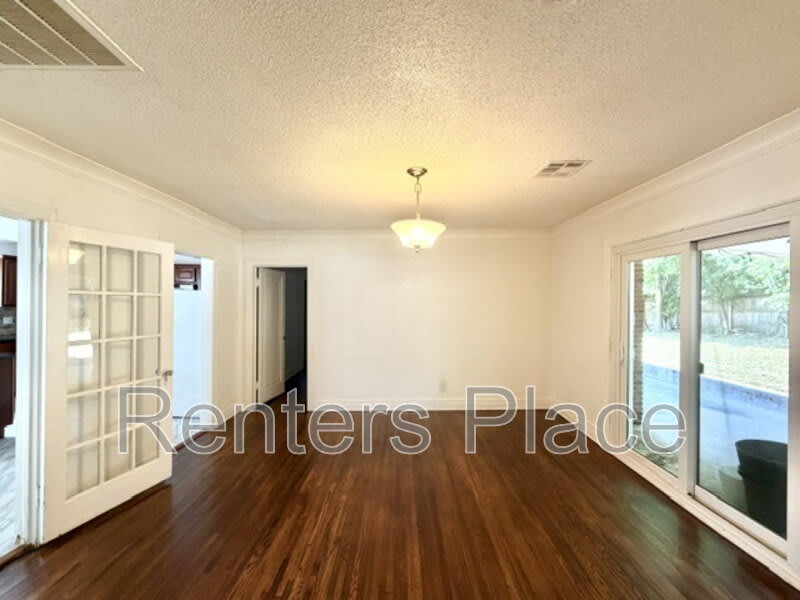 2233 N Denver Blvd. – photo 5