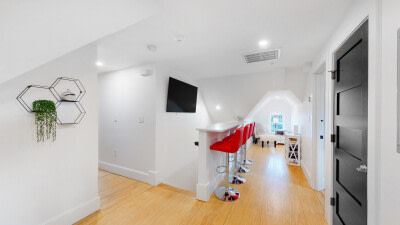 659 South St – photo 4