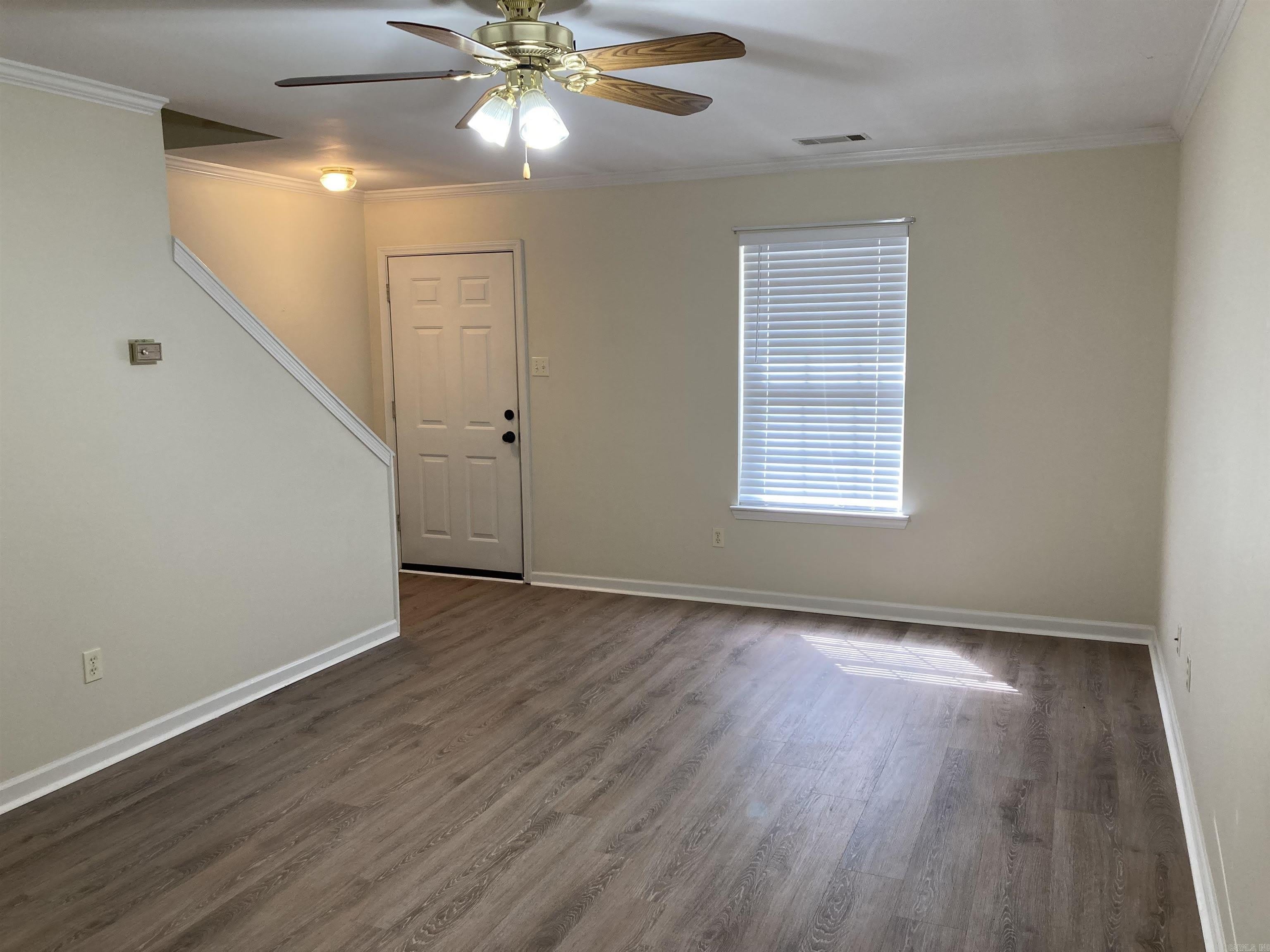 361 371 Club Road – photo 2