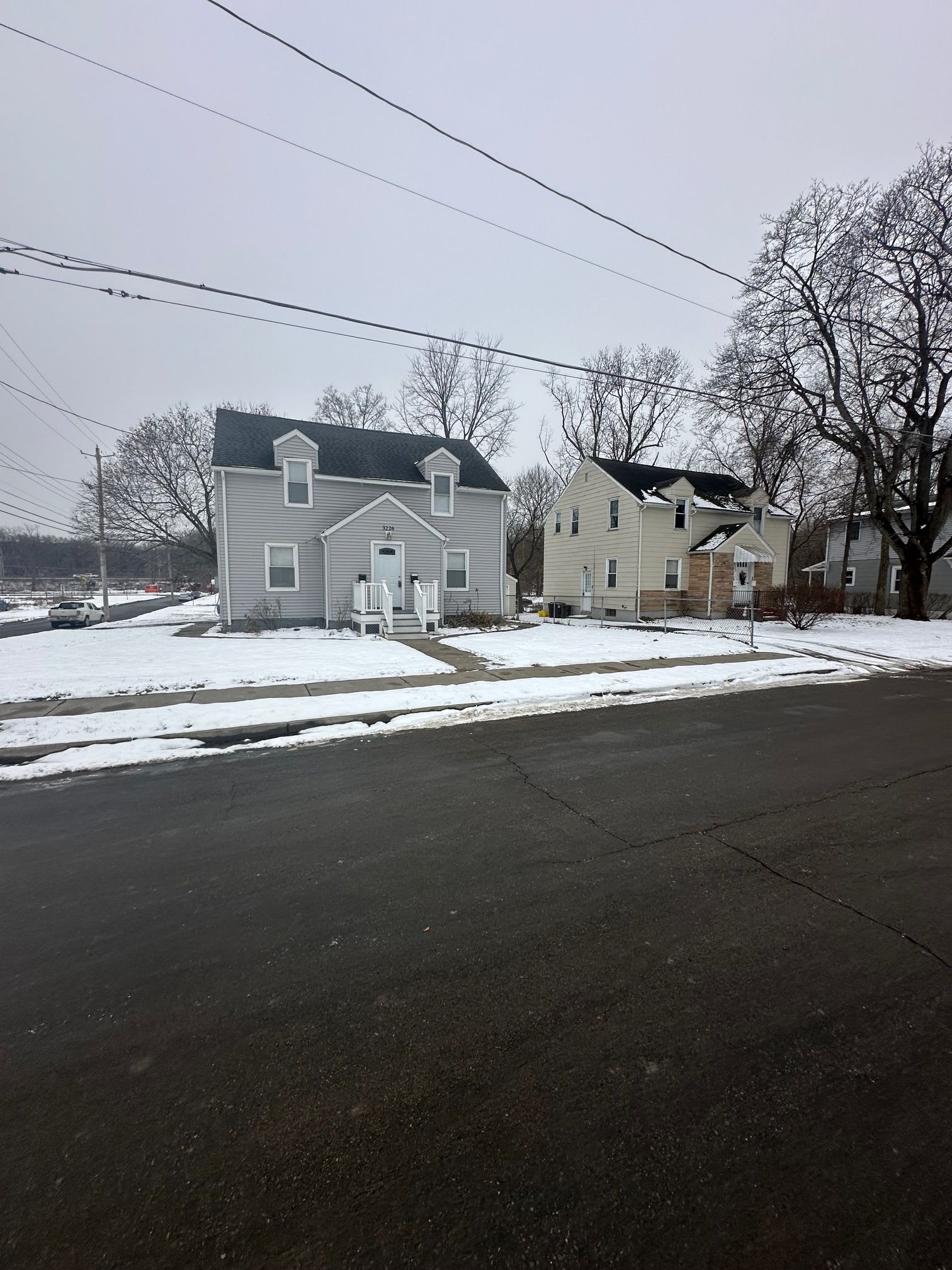 3226 Metz Avenue – photo 1