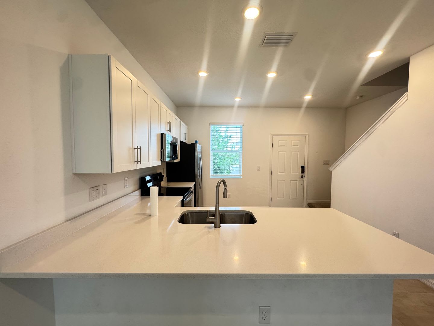 Modern 2-Bedroom, 2.5-Bathroom Townhome in the Skye Ranch Community – photo 4