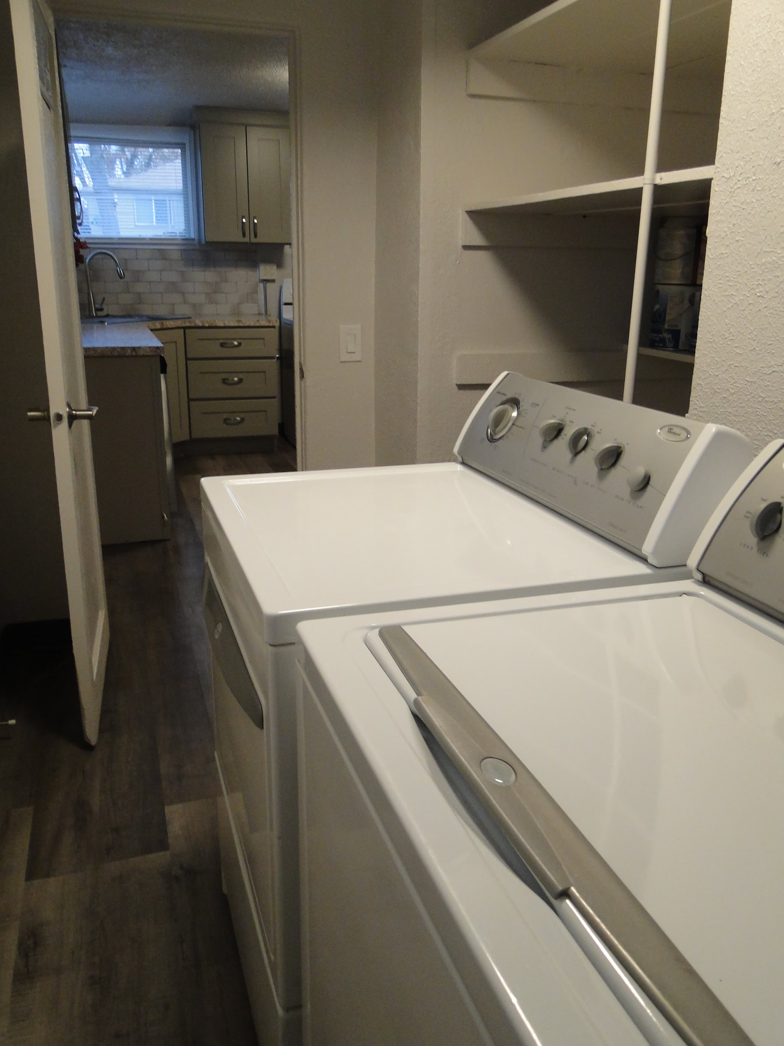 503 S Chestnut St – photo 4