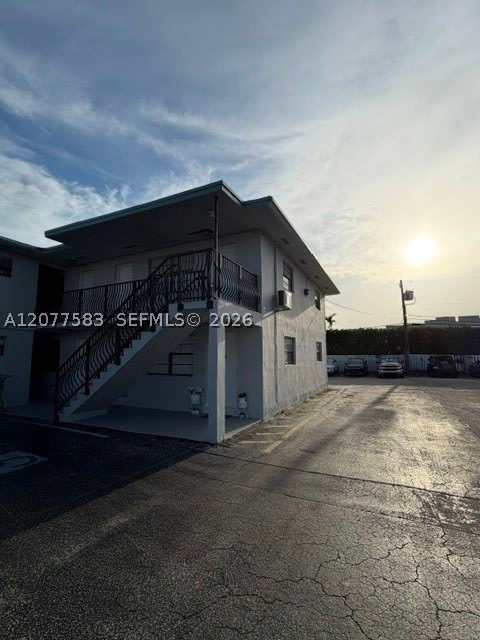 4590 SW 67th Ave – photo 2