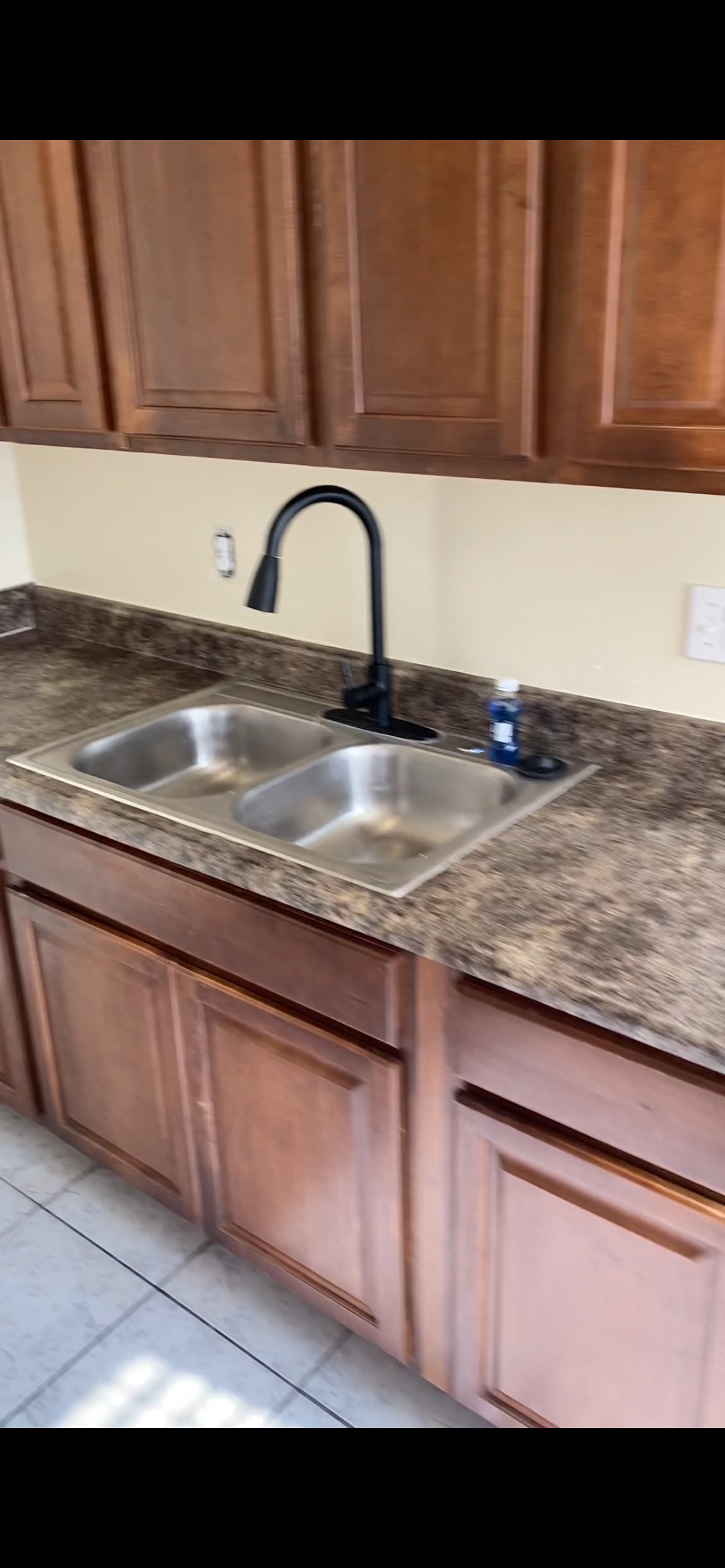 2119 Earl Avenue – photo 5