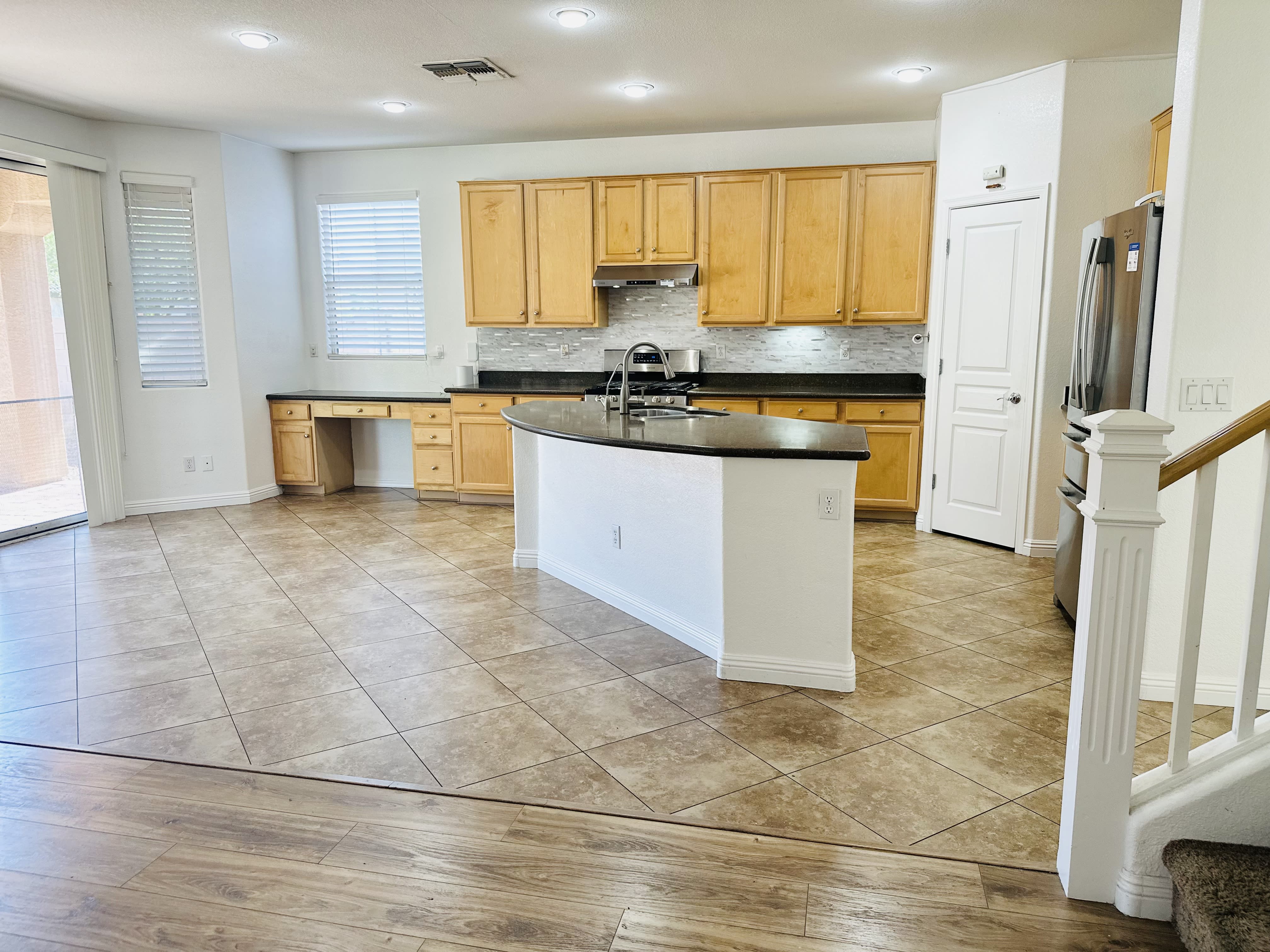 1177 West Laredo Avenue – photo 3