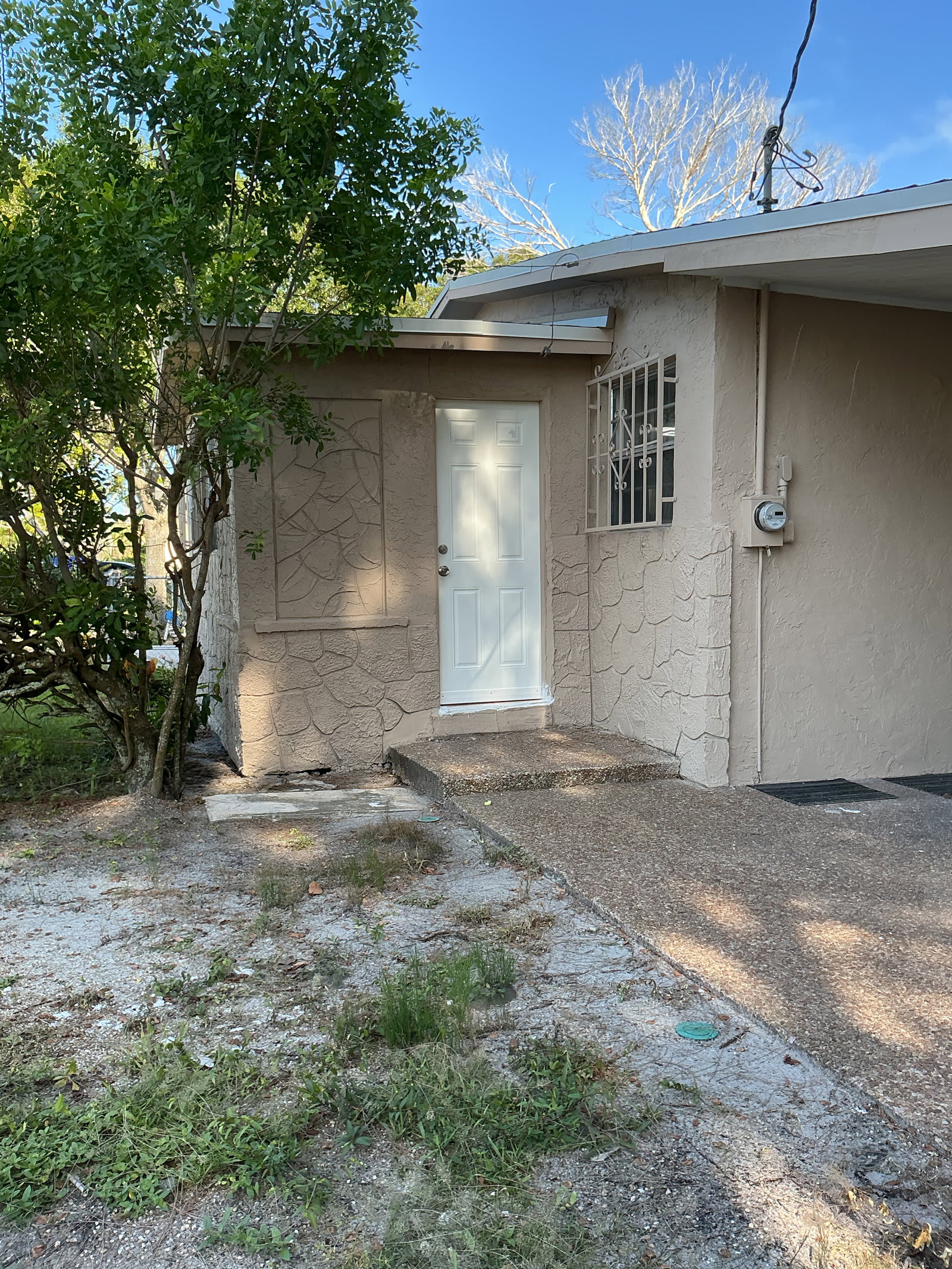 2605 Avenue F – photo 3