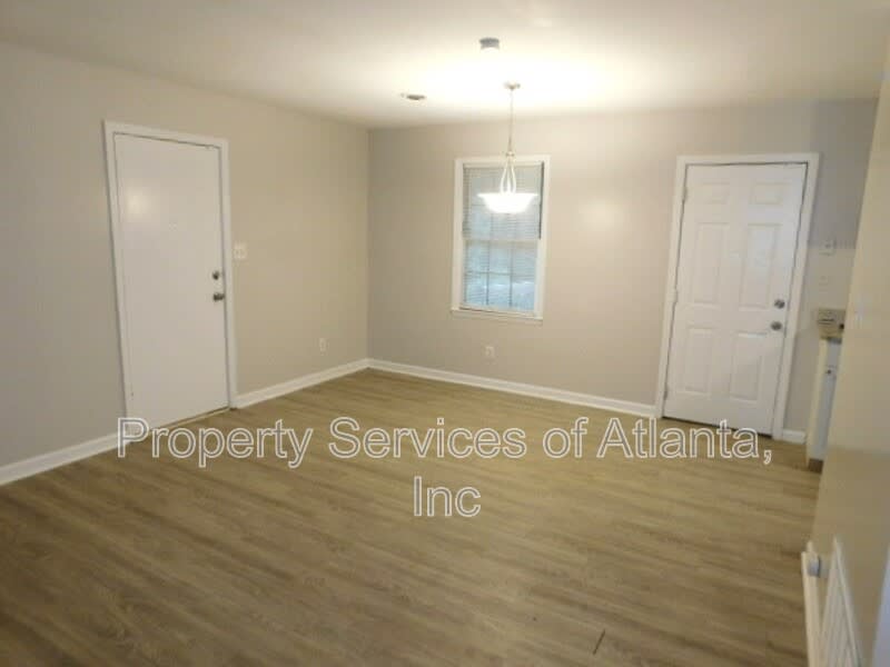 7593 Casper Ct – photo 4