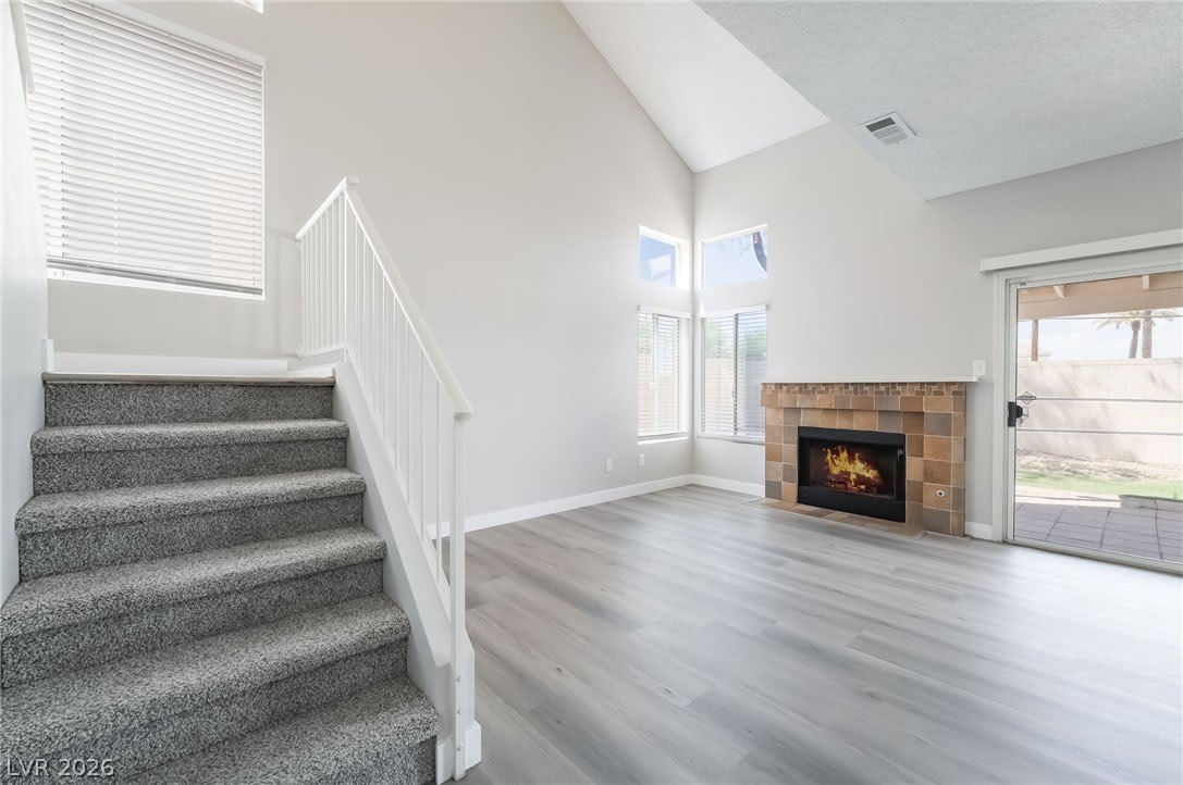 1656 CLOISTER Avenue – photo 4