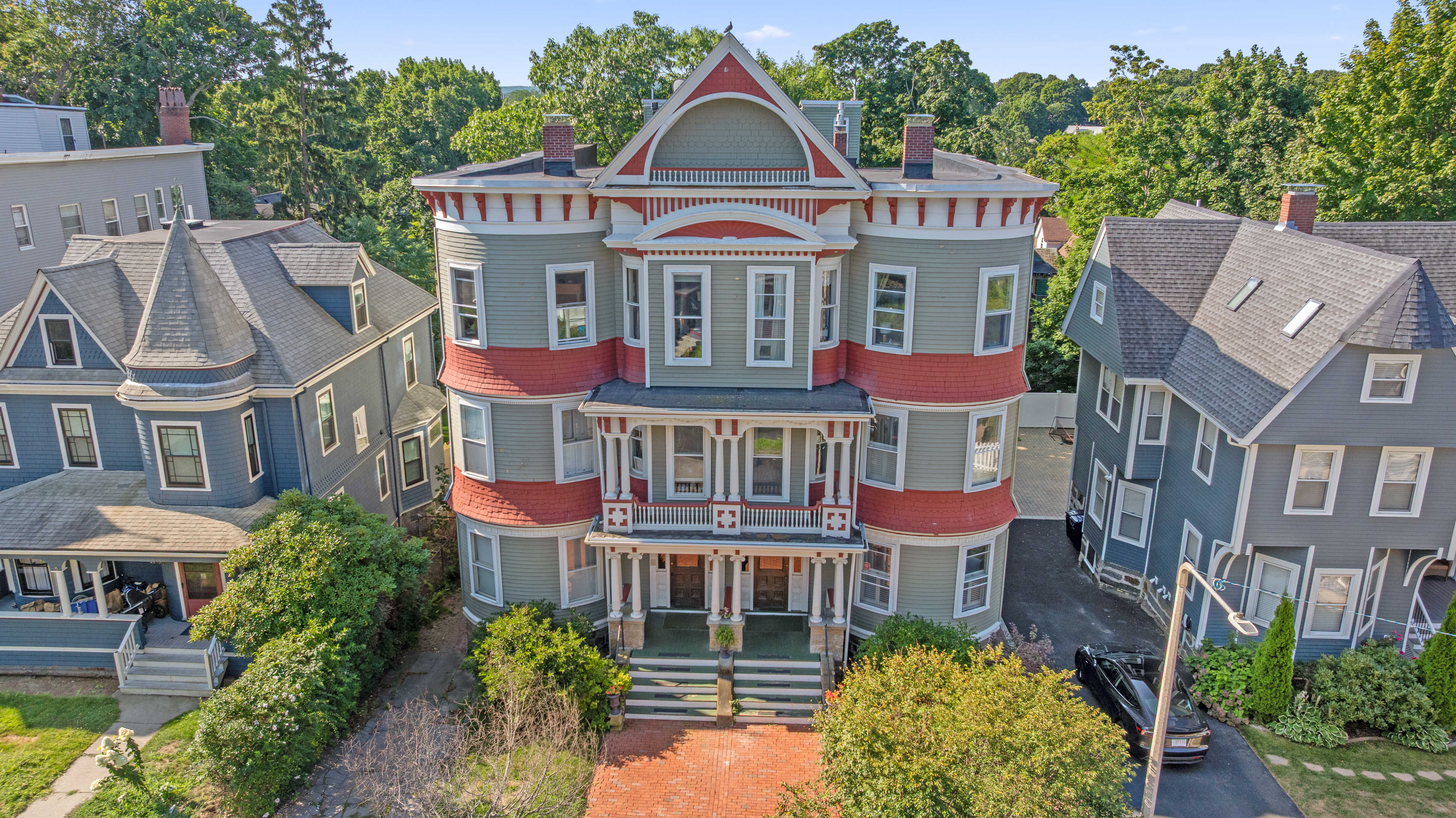 20 Mellen Street – photo 1