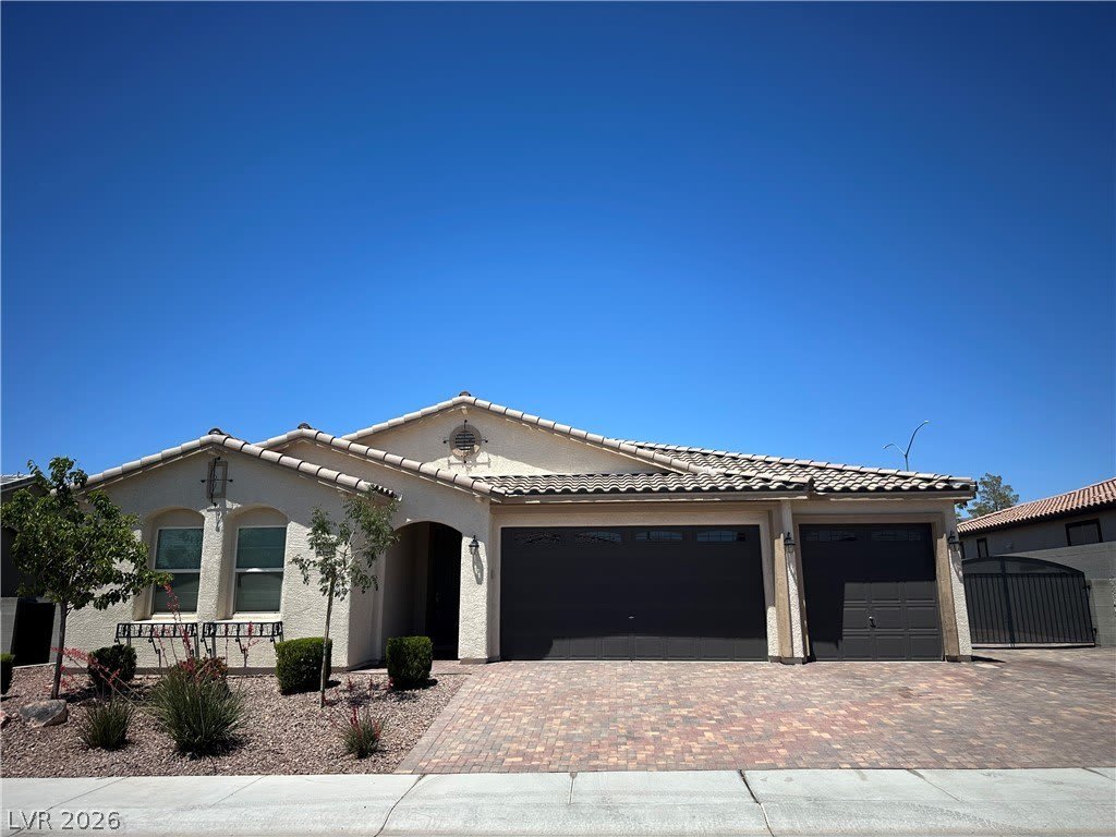 1546 Bryce Canyon Street – photo 1