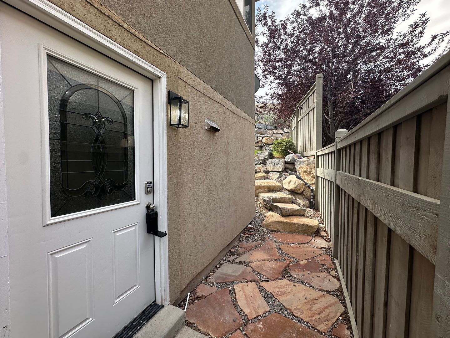 Cozy 2 bed 1 bath basement apartment, Eagle Mountain – photo 5