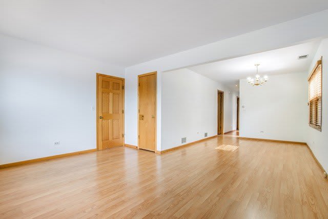 6120 W Eastwood Avenue – photo 3