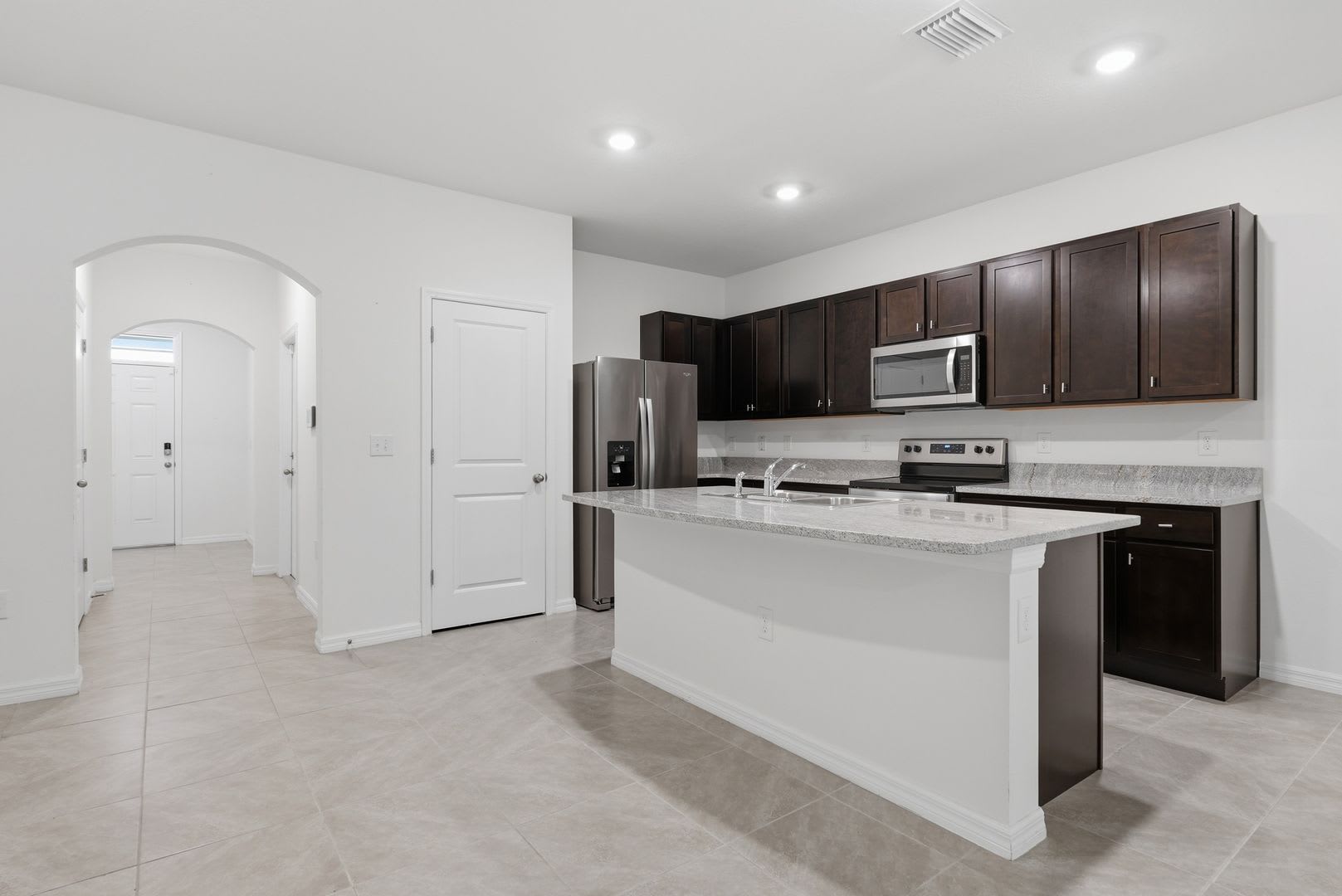 Beautiful Tara Greens Townhome In Newberry – photo 2