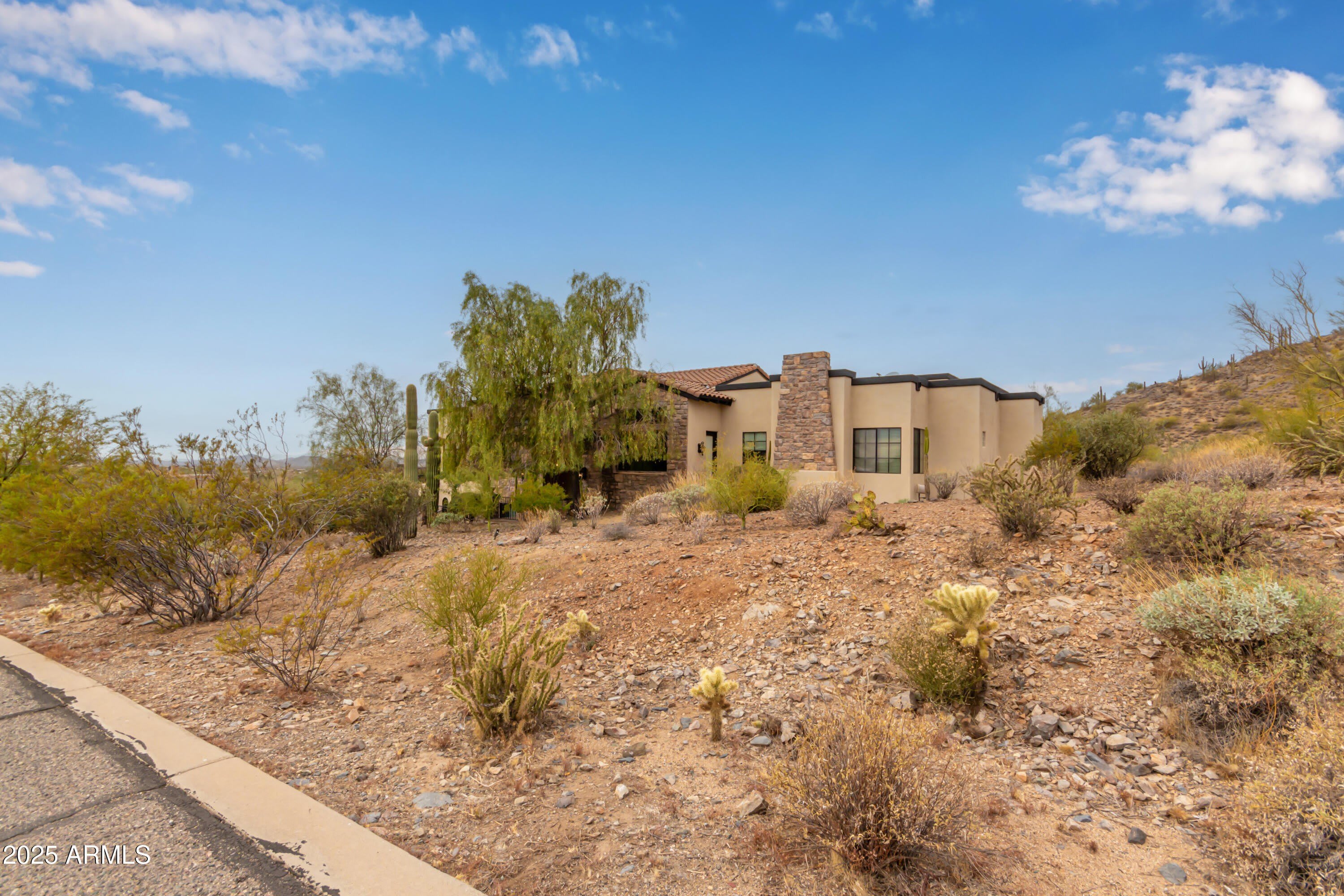 36138 N SUMMIT Drive – photo 2