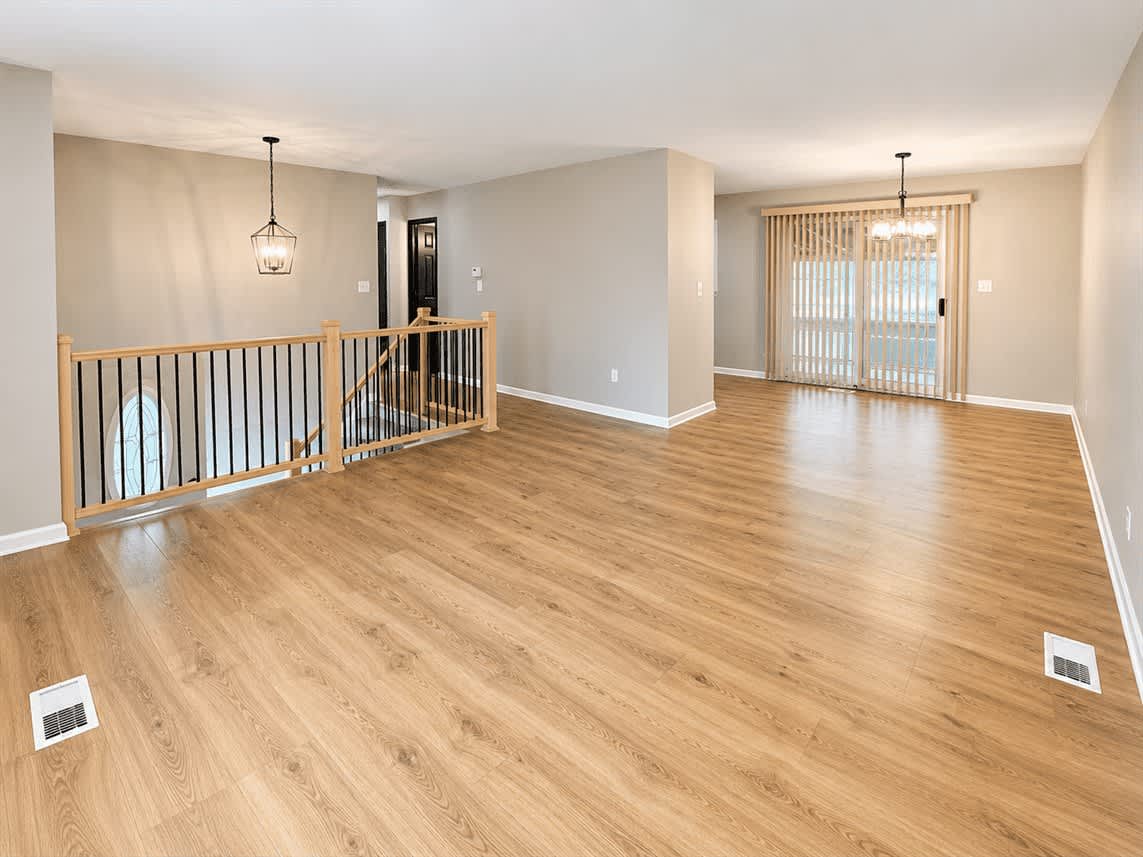857 Glenn Ct – photo 3