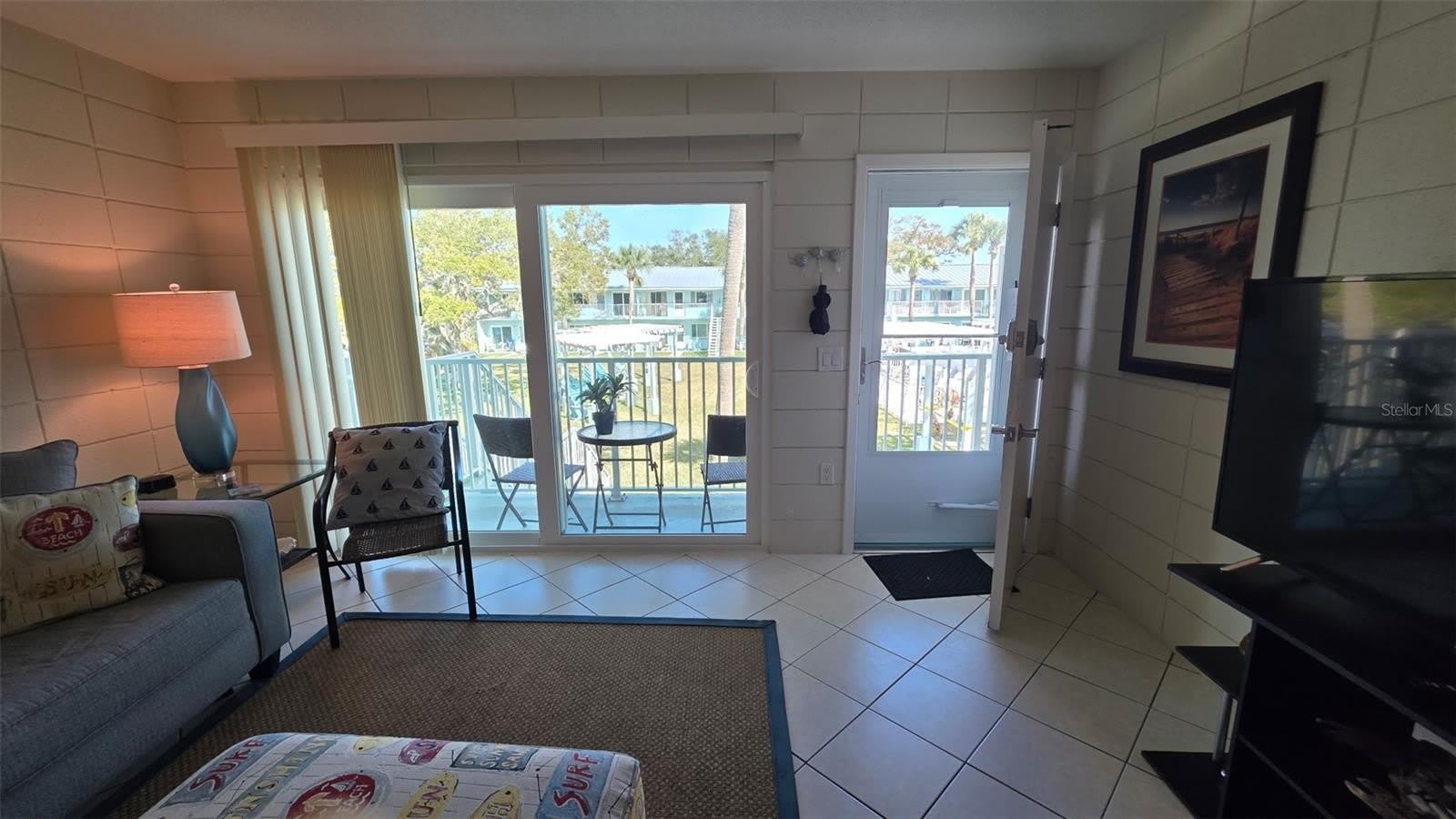 541 S Peninsula Avenue – photo 2