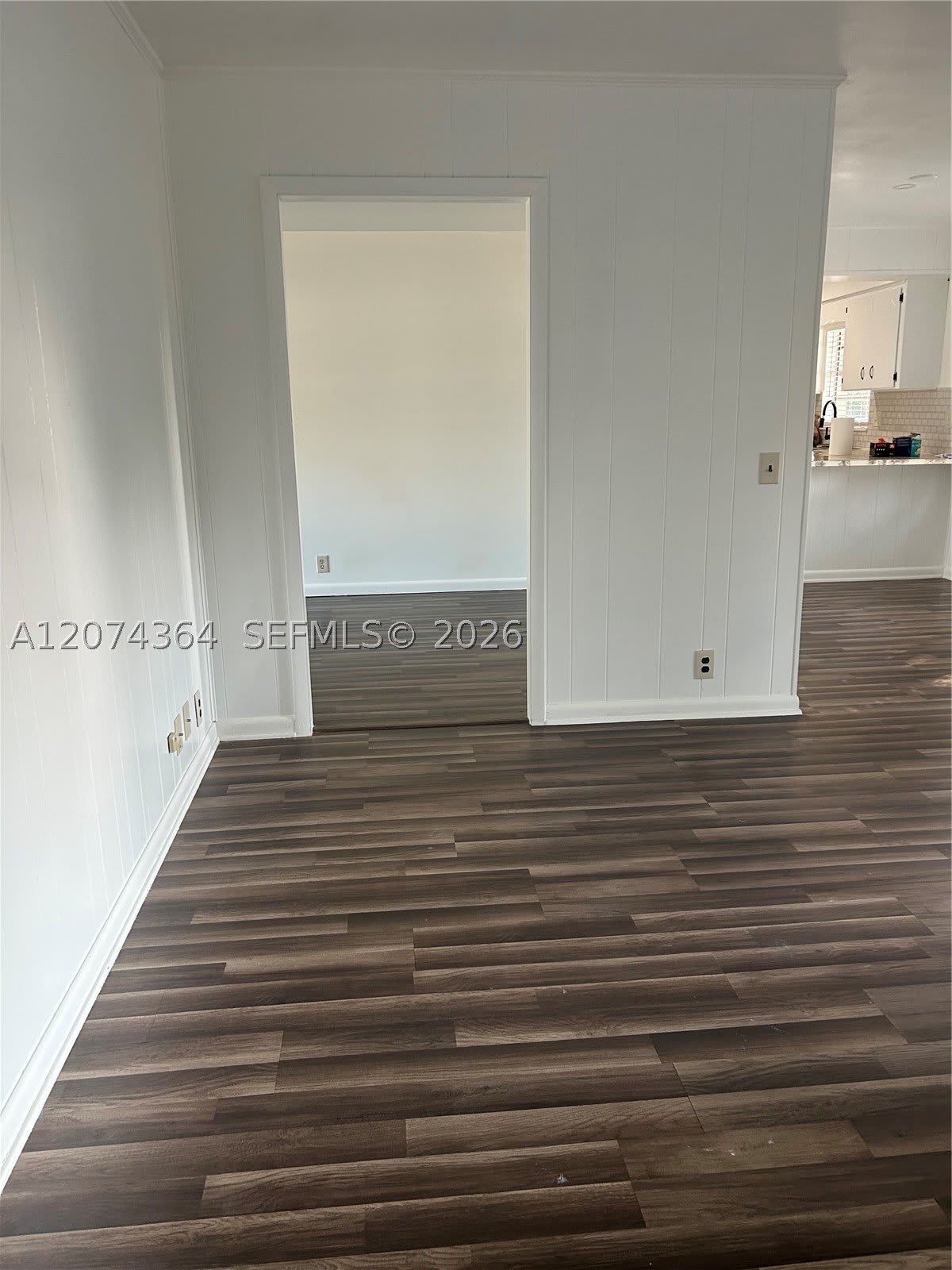 110 Broward – photo 4