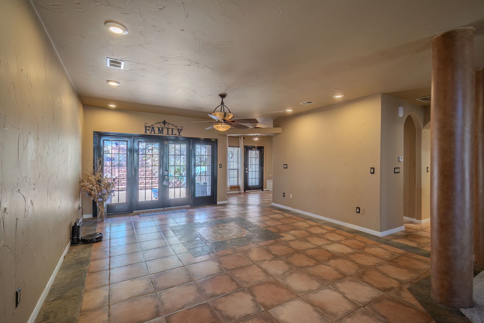 Spacious Single Level Four Bedroom Home In Gated Community – photo 5
