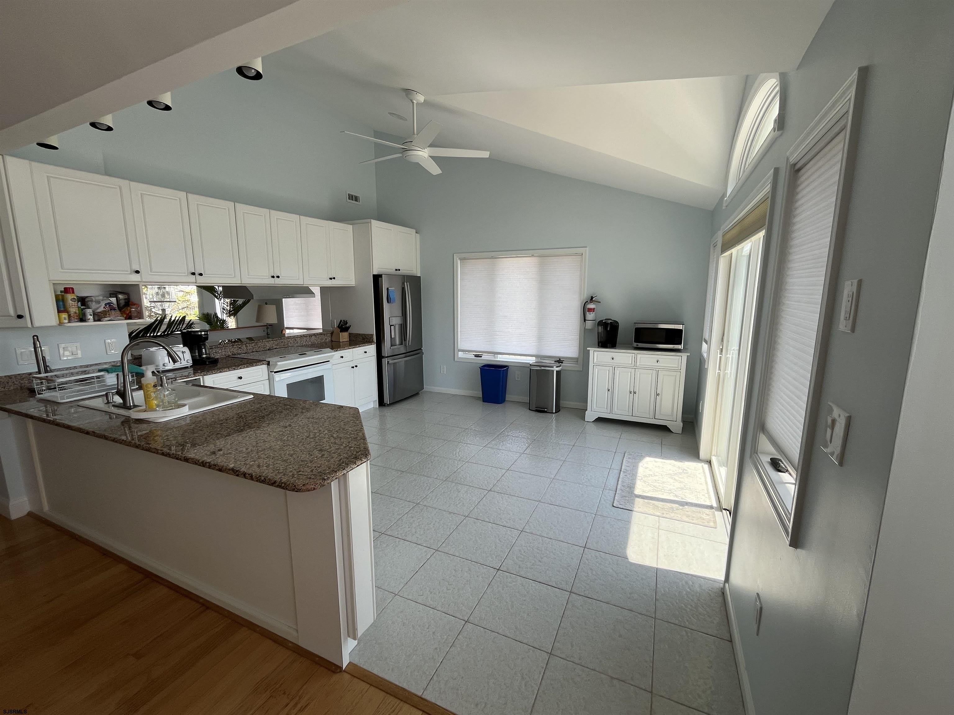 402 S 17th Street – photo 5