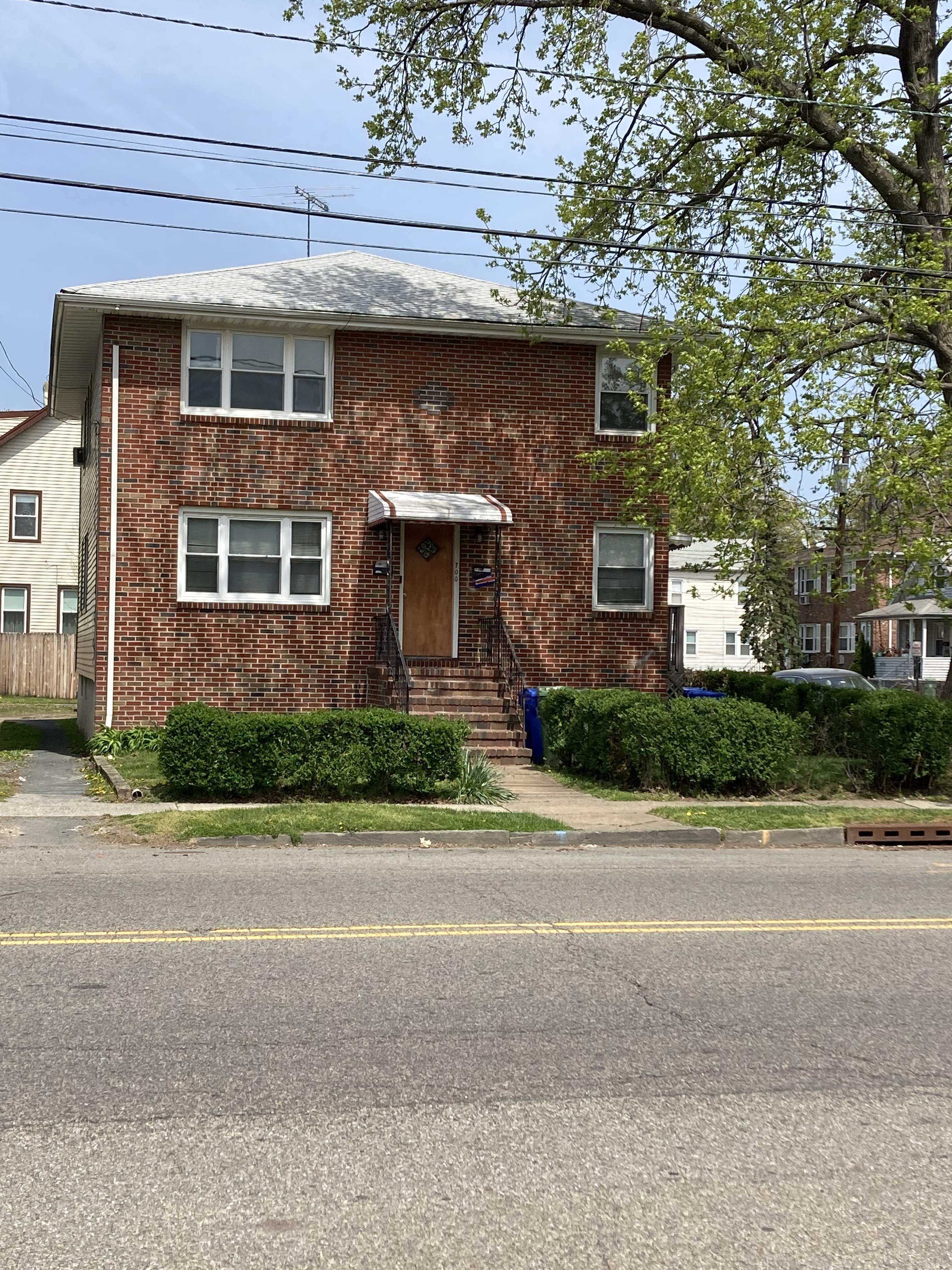 700 Roselle Street – photo 1