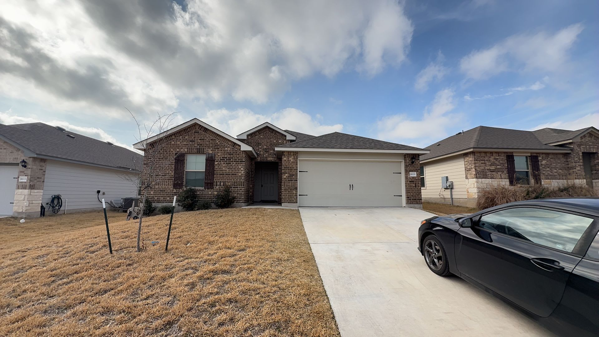 LAKE POINTE TERRACE! 4-bedroom 2-bathroom house! $500 Off!! – photo 2