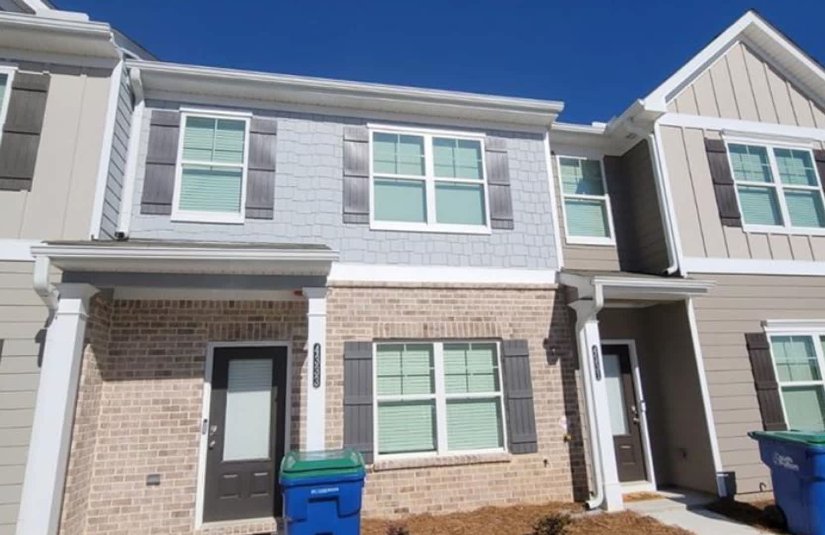 Room in 3 Bedroom Home at Shaffer Ct – photo 2