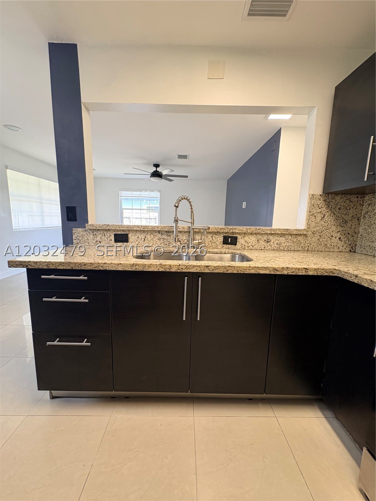 1116 N 61st Ave – photo 4