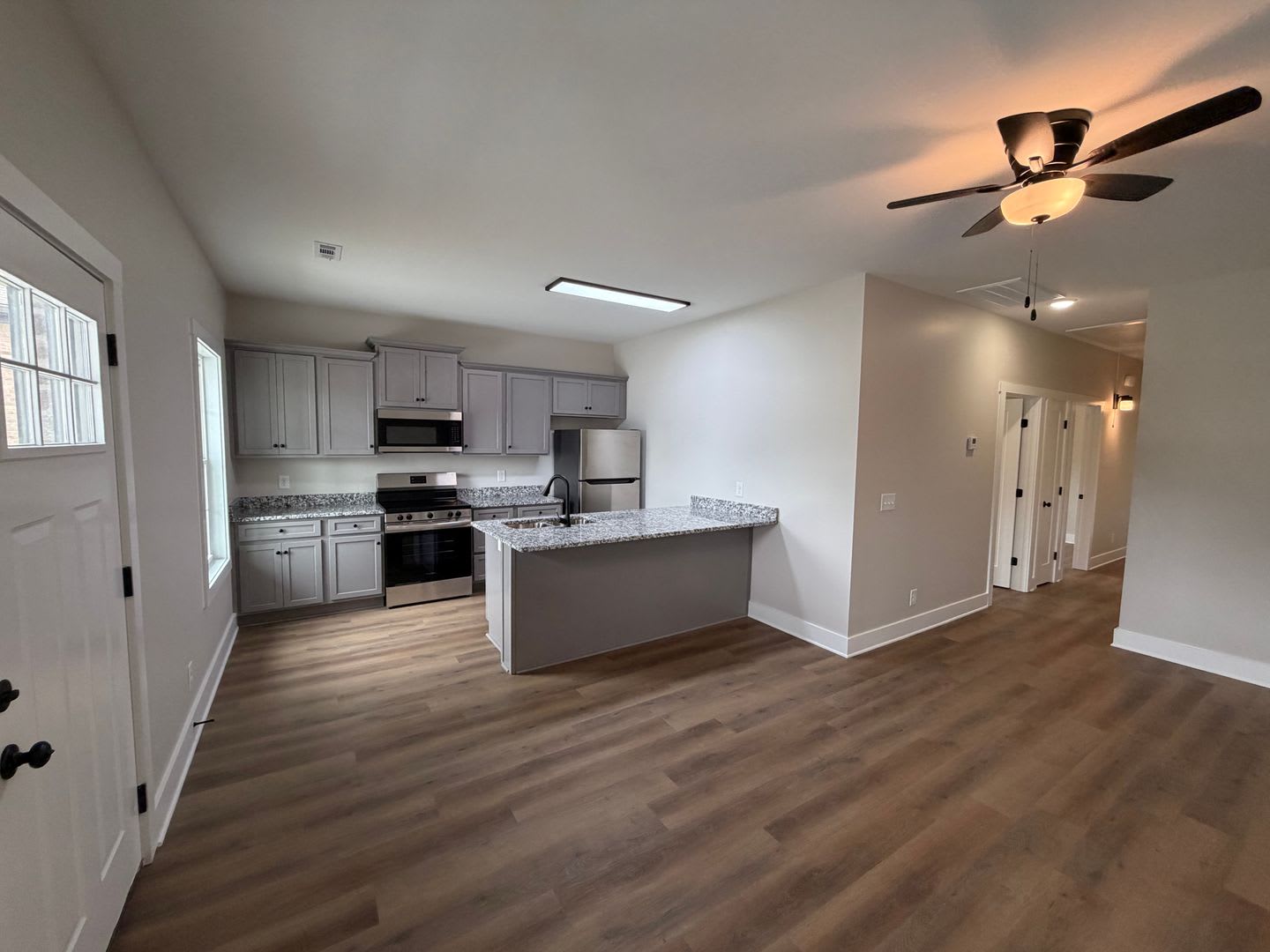 New Construction 3 bed 2 Bath Duplex in Shelbyville – photo 2