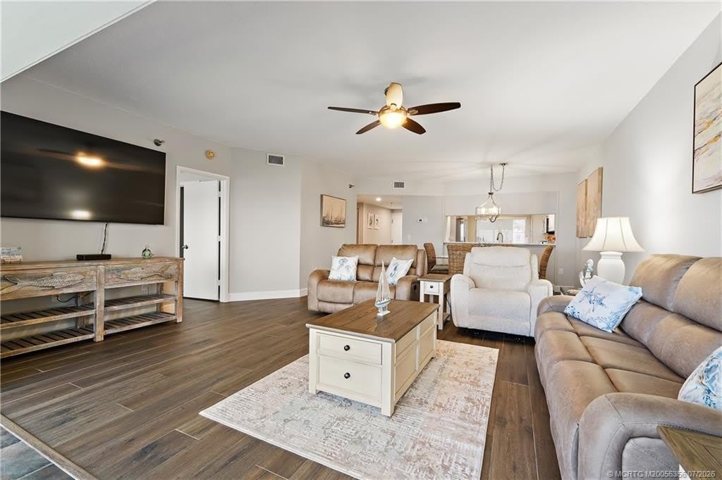 164 NE Edgewater Drive – photo 5
