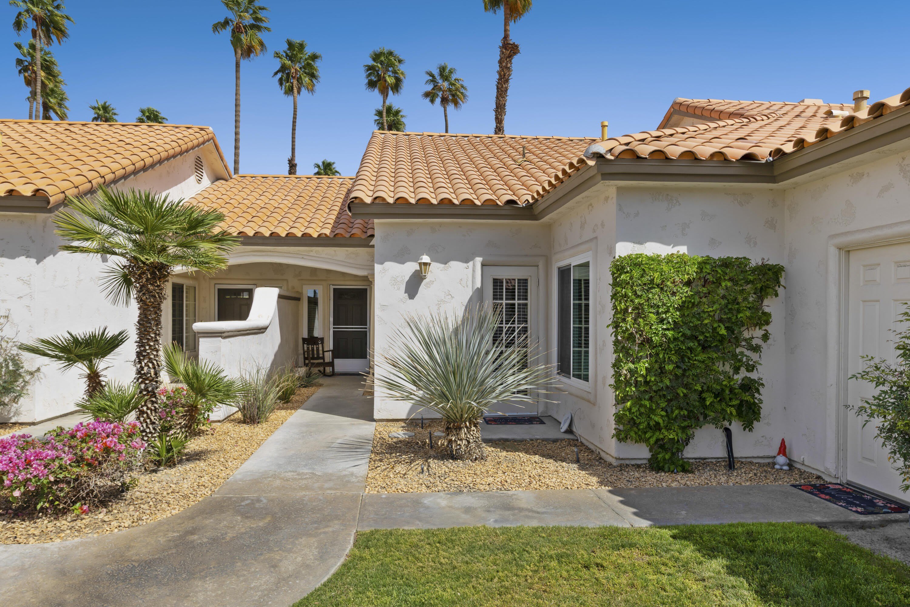 182 Desert Falls Circle – photo 3
