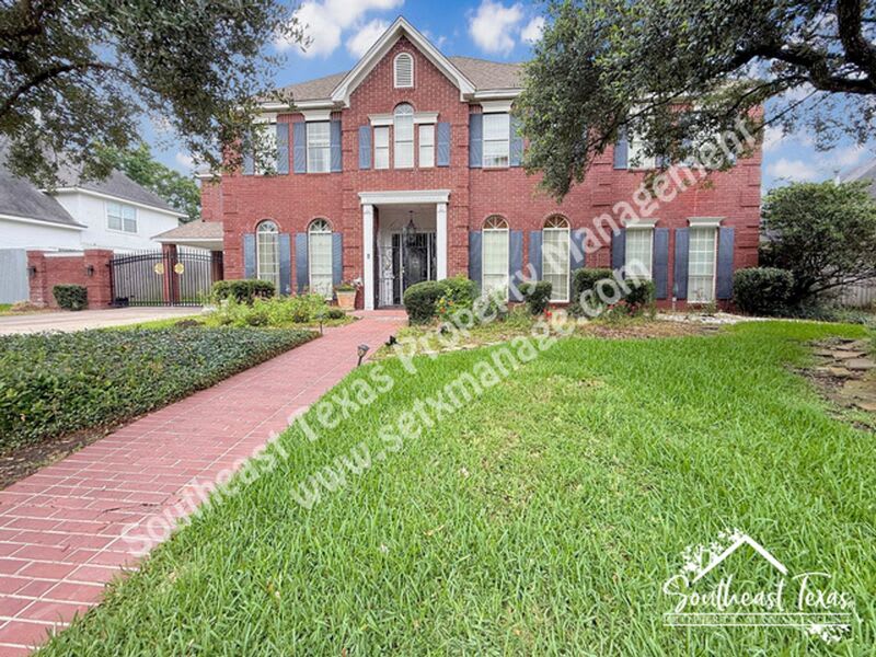 4980 Littlewood Drive – photo 2