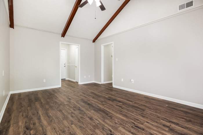 209 Bluebell Avenue – photo 3