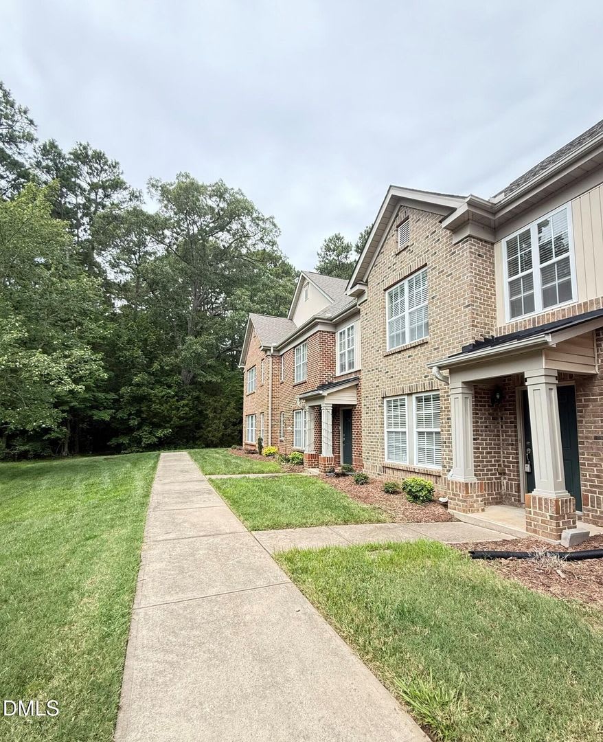 9911 Cleaver Ct – photo 2