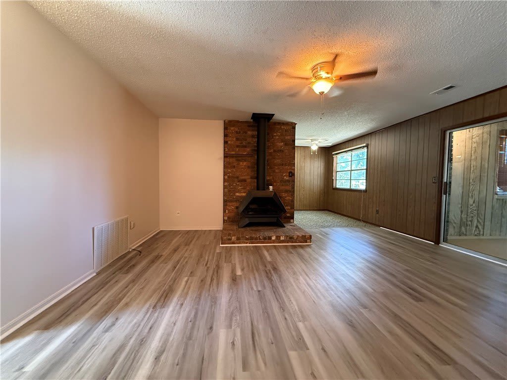 2892 Peg Lane – photo 5