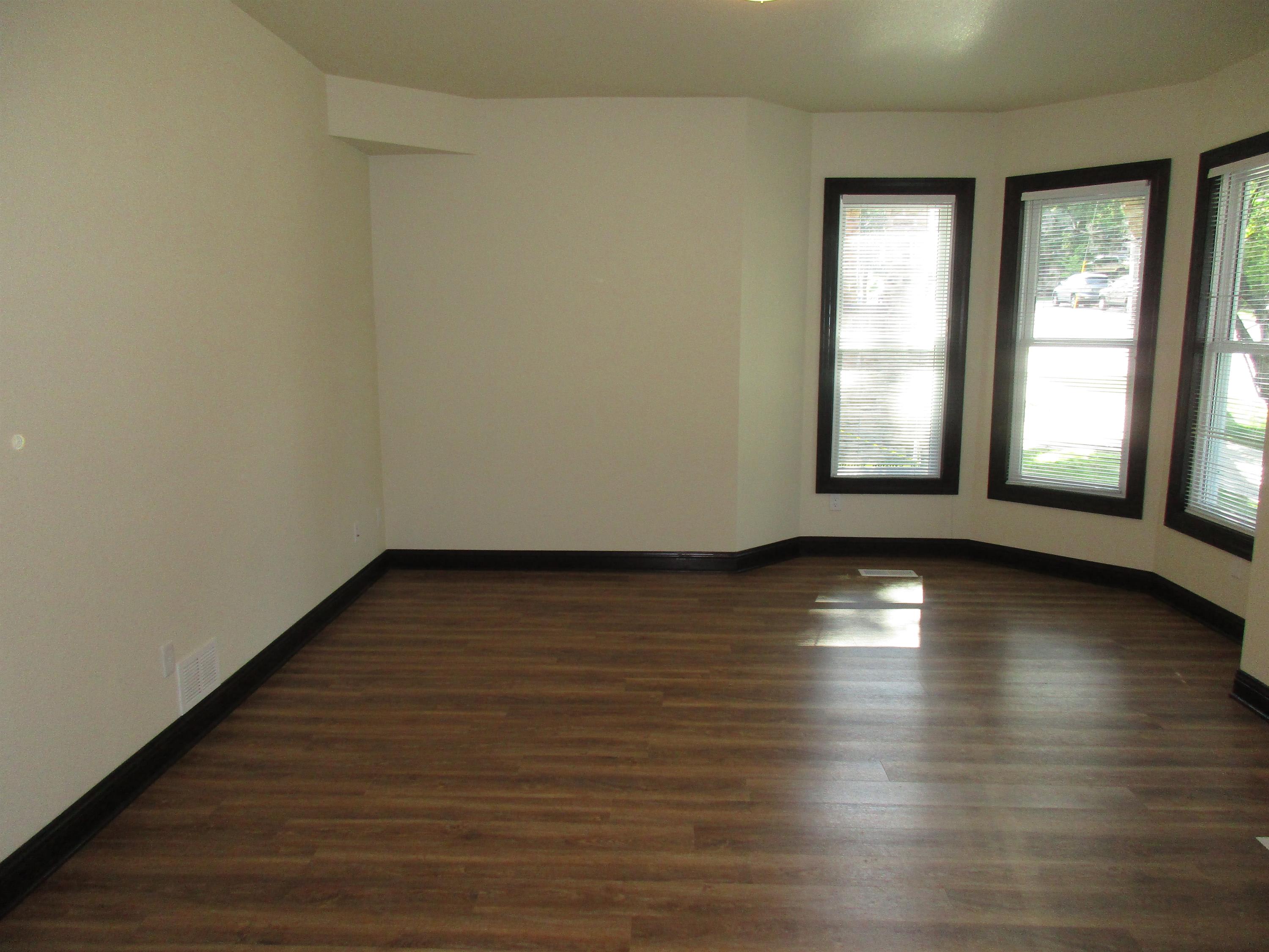 141 E Gorham – photo 2