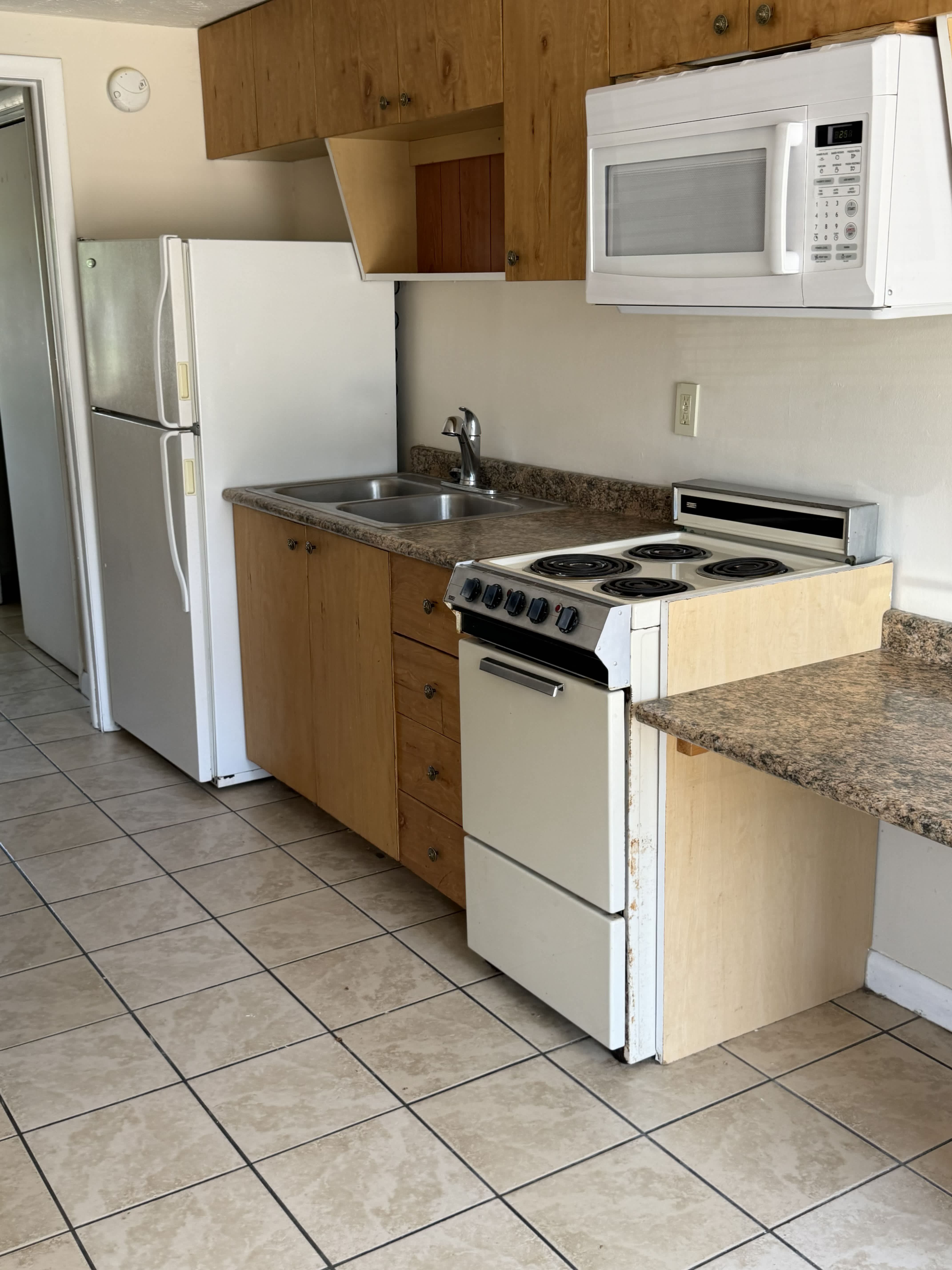 1332 Central Ave – photo 4