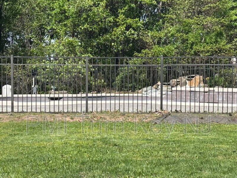 127 Stockton Avenue – photo 4