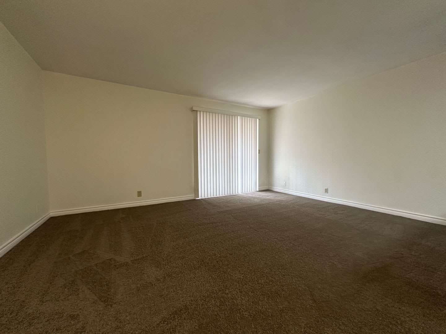 2 Bedroom, 1 Bath Condo – photo 3